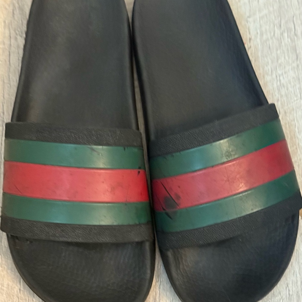 Gucci unisex slides